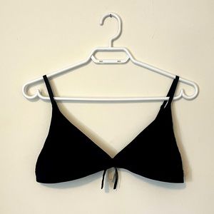 Black Babaton bralette. Purchased at Aritzia.